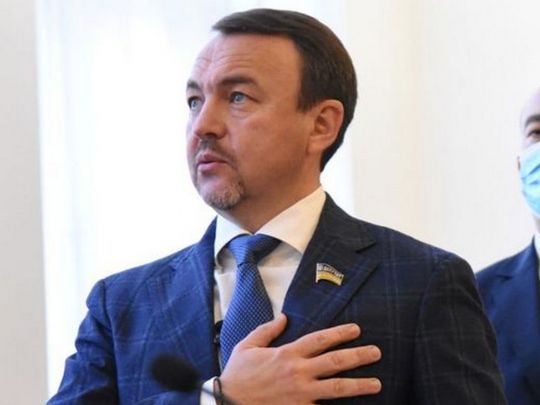 Голова Закарпатської облради достроково склав повноваження