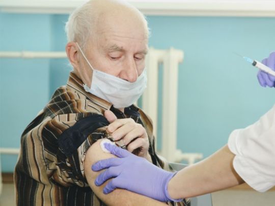 У Грузії пенсіонерам платитимуть за вакцинацію проти коронавірусу