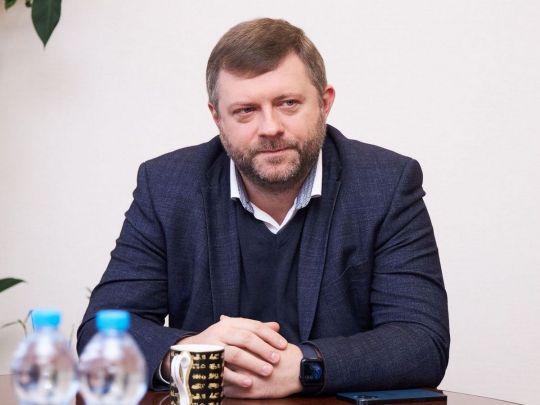 «Зараз інформаційне мовлення сконцентрувалось на каналах Ахметова і Порошенка», — Олександр Корнієнко