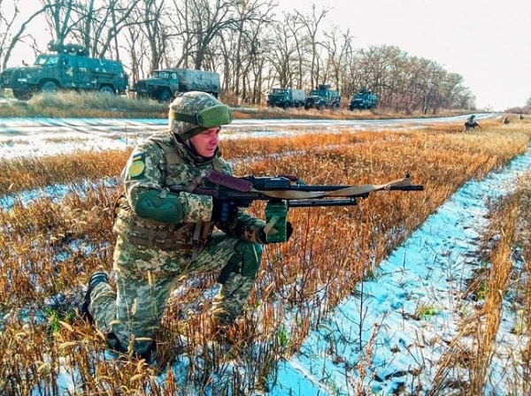 Морские пехотинцы учились зачищать вооружённых людей в Одесской области