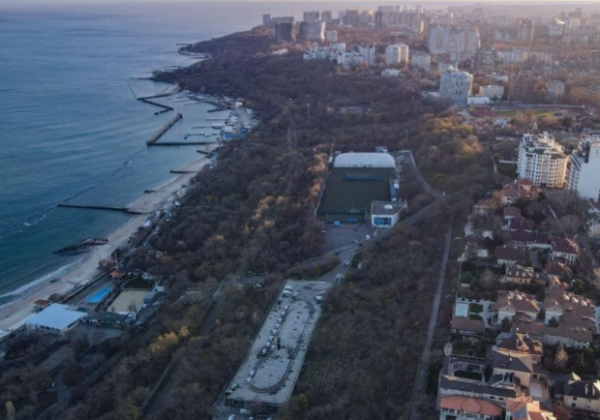 Возле пляжа "Отрада" на месте паркинга появится новострой