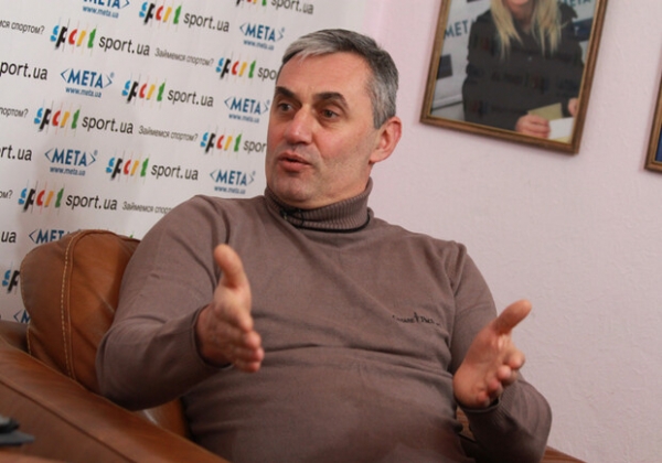 "Работаю грузчиком": экс-футболист сборной Украины Роман Максимюк рассказал, что сломало карьеру