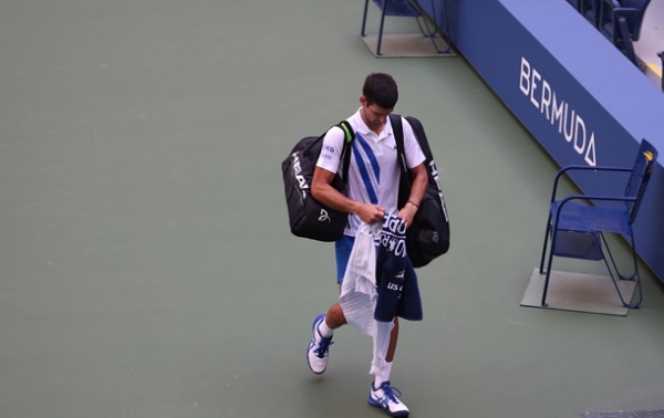 Организаторы Australian Open просят пустить Джоковича