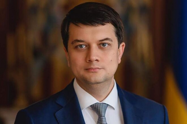 
                                                                        Разумков: Зеленскому придется отвечать за незаконные решения СНБО
                                                                                                                                                                                                                    