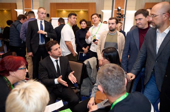 Михайло Подоляк: «Зеленський розпочав хрестовий похід проти олігархів, які недооцінюють його вольові якості»