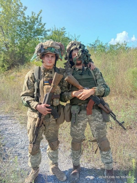 Смерть настала практично миттєво: на Донбасі від кулі російського снайпера загинув воїн 93-ої ОМБр Валерій Геровкін