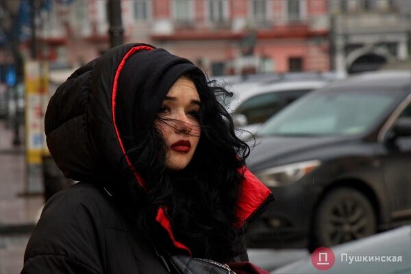 Позитив, несмотря на погоду: как центр Одессы встретил первое утро нового года. Фоторепортаж Позитив, несмотря на погоду: как центр Одессы встретил первое утро нового года. Фоторепортаж