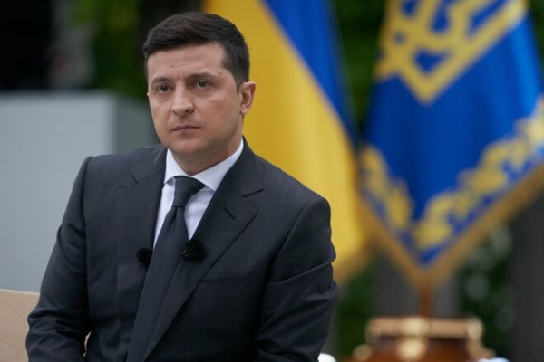 
                                                                        За что нам все это? На день рождения Зеленскому можно пожелать только скорейшего ухода с поста президента, – Галиев
                                                                                                                                                                                                                    