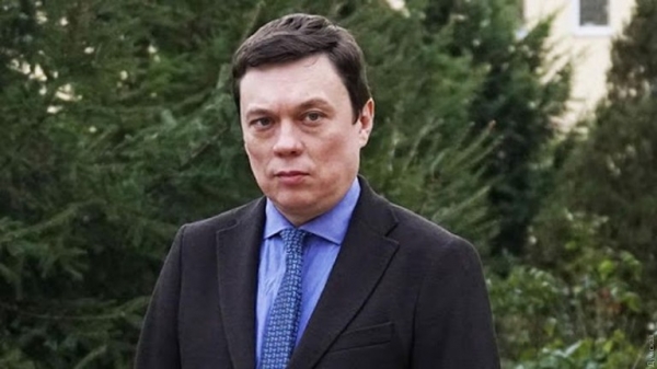 Главу совета по образованию напугали волки у школьного туалета в Одесской области