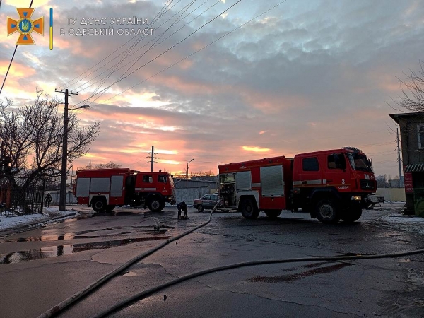 На Раскидайловской горела СТО 