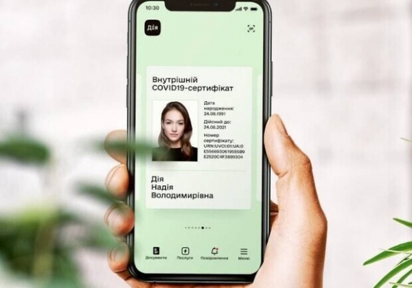 В Одессе врач и медсестра подделывали сертификаты о вакцинации по 2000 гривен