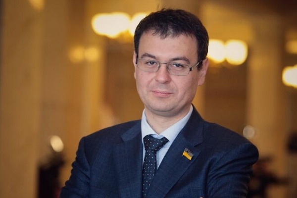 
                                                                        Почти весь бизнес платит зарплату в конвертах, – Гетманцев
                                                                                                                                                                                                                    