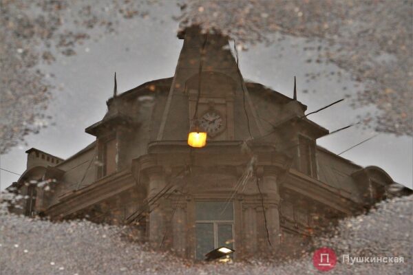 Позитив, несмотря на погоду: как центр Одессы встретил первое утро нового года. Фоторепортаж Позитив, несмотря на погоду: как центр Одессы встретил первое утро нового года. Фоторепортаж