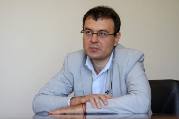 
                                                                        Гетманцев предлагает отстрочить штрафы для "фопов" за неиспользование РРО
                                                                                                                                                                                                                    