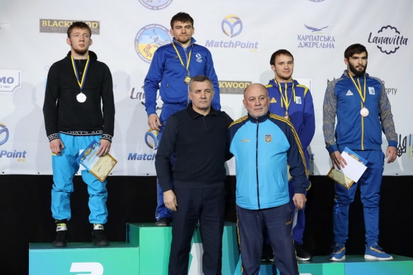 Одесские спортсмены вернулись с золотом с всеукраинского борцовского турнира