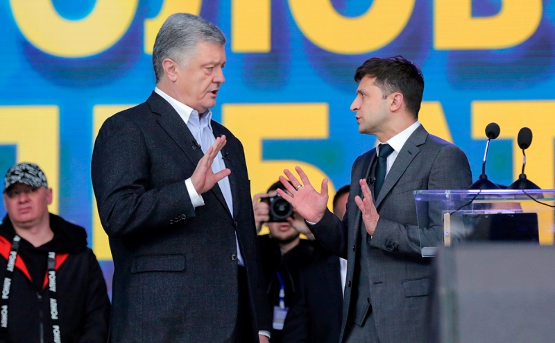 Роман Безсмертний: «Зеленський навіть не підозрює, що цей процес вигідний і Порошенку»