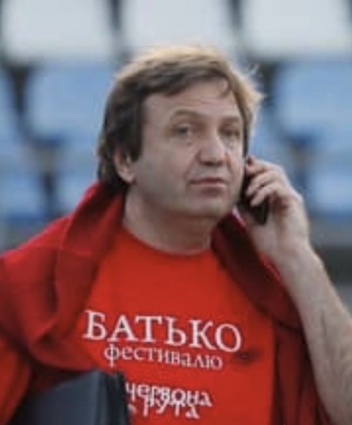 «Романтик та прагматик одночасно»: від ковіда помер засновник фестивалю «Червона Рута» Тарас Мельник