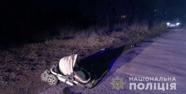 Пьяный водитель сбил мать с детской коляской в Нерубайском