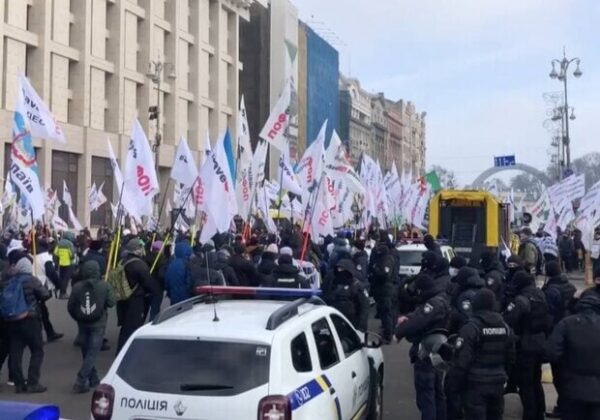 Петиция за отмену кассовых аппаратов для ФОПов набрала 25 тысяч голосов