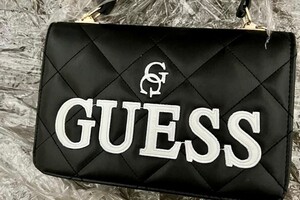 Нелегальные Gucci и Prada: иностранец пытался ввезти в Одессу "брендовые" сумки