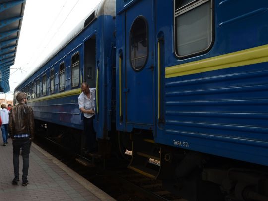 «Укрзалізниця» призначила додаткові евакуаційні потяги з Києва: список
