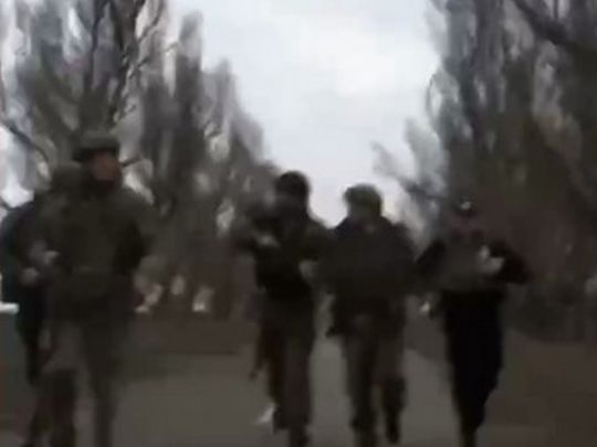 У&nbsp;мережі показали відео з&nbsp;обстрілом, під який на&nbsp;Донбасі потрапили нардепи, журналісти та&nbsp;голова МВС