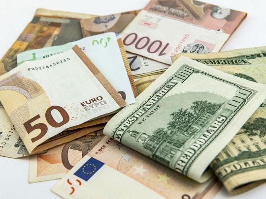 Банківський рахунок за&nbsp;військовим квитком та&nbsp;валюта без обмежень: НБУ ввів нові правила