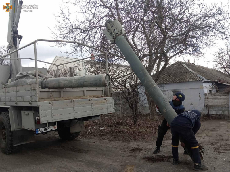 Окупанти накрили житлові райони Миколаєва «Смерчами» (фото, відео)