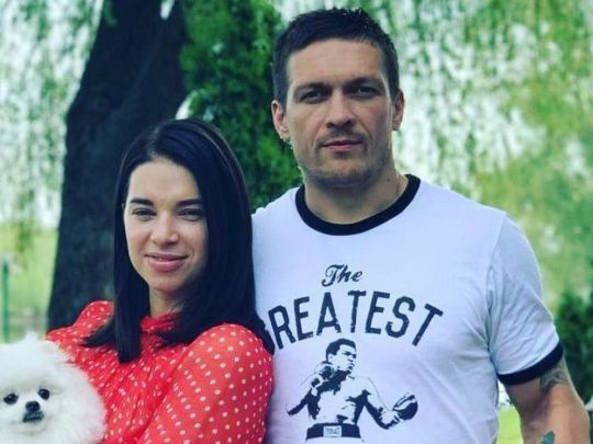 «Таких сцикунів у світі немає, як ви», — дружина Усика з гнівом показала кримчанам наслідки обстрілів «братами»