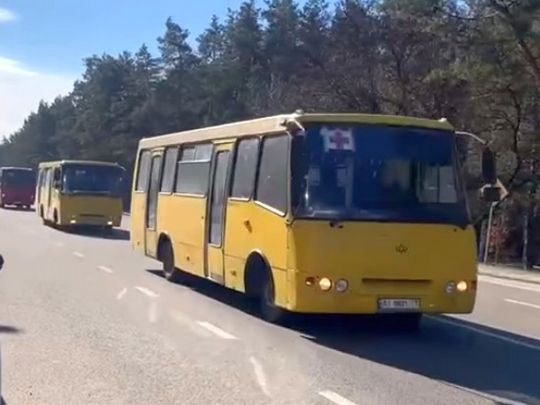 У розвідці розповіли, чому загарбники відкрили вогонь по колоні з жінками та дітьми під Києвом