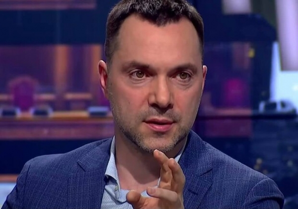 Арестович сказал, что через пару лет россия снова будет нападать на Украину
