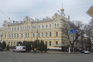 На Привокзальной площади теперь тоже трехполосное движение 