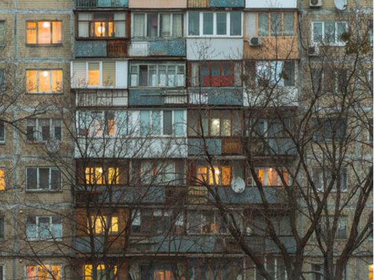 Квартиру за 40 тисяч доларів під час війни продають за 10 тисяч: чому після перемоги цю угоду визнають недійсною