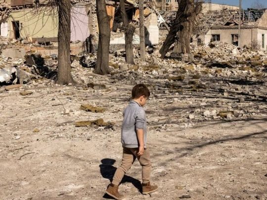 Окупанти використовують дітей як&nbsp;живий щит під час переміщення своєї техніки,&nbsp;&mdash; омбудсмен