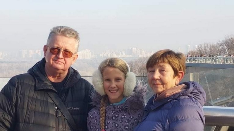 «Тата поховали у дворі лікарні»: історія лікаря-героя з Маріуполя, який загинув, рятуючи пацієнтів
