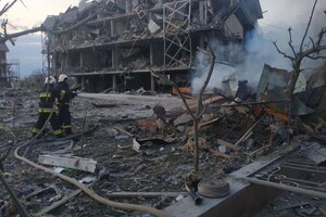 Отели в одесской Затоке превращаются в руины