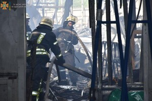Попали в предприятие и "взлетку": подробности сегодняшнего обстрела Одессы (обновлено)