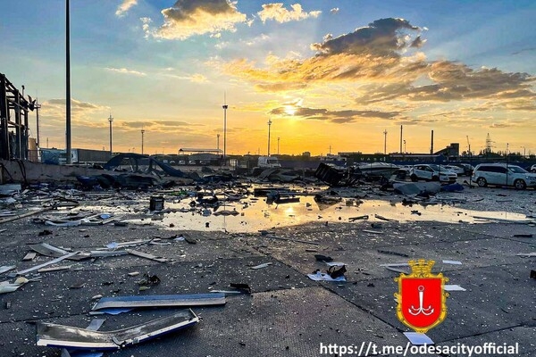 Поздравили с 9 мая: последствия ракетного удара по Одессе