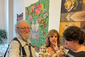 Художницы из Одессы организовали благотворительную выставку в Нью-Йорке Художницы из Одессы организовали благотворительную выставку в Нью-Йорке