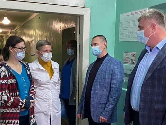Лікарів з окупованого Криму рашисти відправляють до Маріуполя безплатно працювати