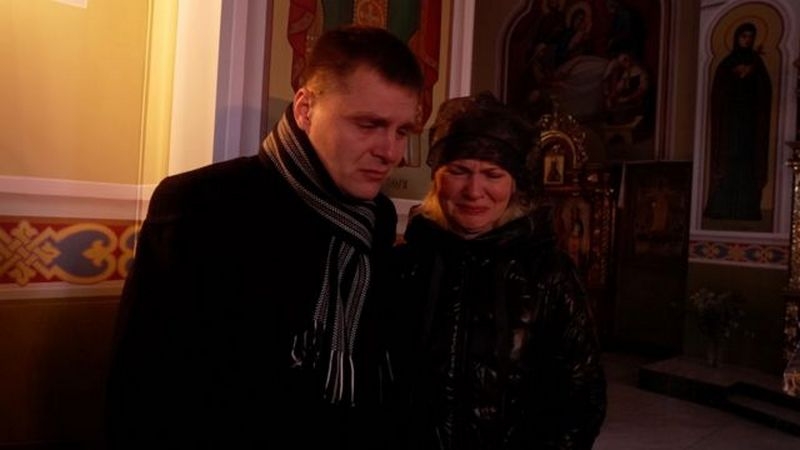 «Лікарка нас запевнила, що смерть була миттєвою і наш хлопчик нічого не відчув»: у Броварах попрощалися з 13-річним Єлисеєм