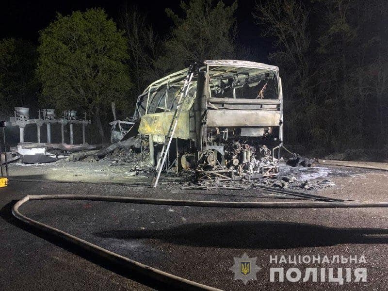 Майже 30 людей загинули у страшній ДТП під Рівним: стали відомі подробиці (фото, відео)