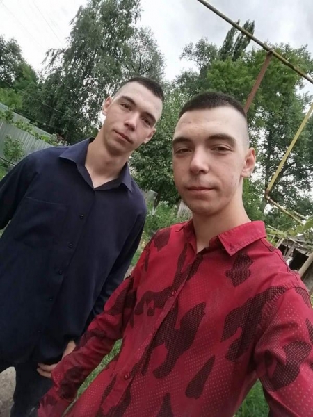 «Недарма ж кажуть, що у близнюків одне серце на двох»: брати-прикордонники про окупацію Чернігівщини та життя під обстрілами