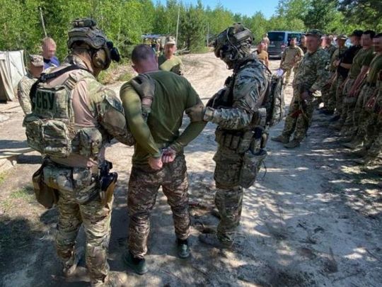 Проходив «військову» службу у «ДНР»: затримали терориста, який влаштувався у десантні війська України