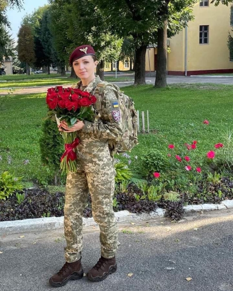 «Врятувала сотні побратимів»: на Луганщині загинула 27-річна військова медик