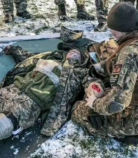 «Врятувала сотні побратимів»: на Луганщині загинула 27-річна військова медик