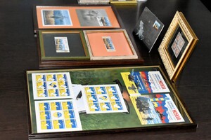 В Одессе презентовали новую почтовую марку ''Добрый вечер, мы из Украины''