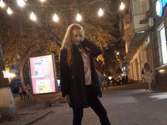 «Осколок влучив їй у живіт»: страшна історія 17-річної бандуристки, яку вбили російські окупанти під Черніговом