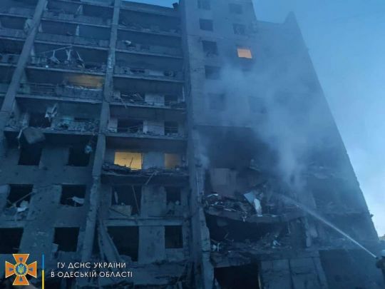 Помста за Зміїний: рашисти завдали авіаудару по багатоповерхівці та базам відпочинку в Одеській області, багато загиблих
