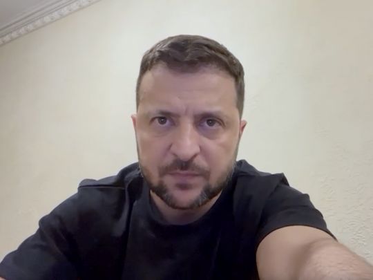 У багатьох тилових містах зараз відчувається розслабленість, але війна не закінчилась, — Зеленський